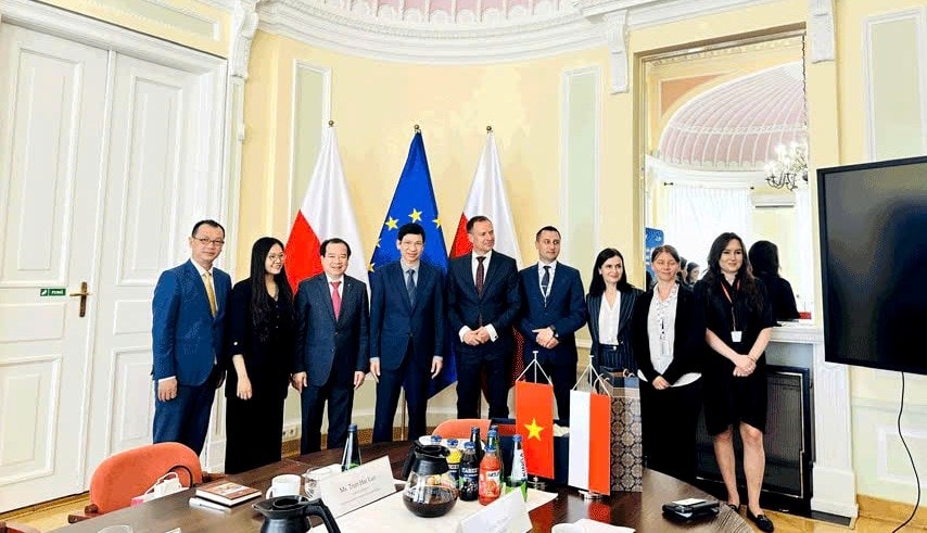 Việt Nam - Ba Lan: Mở rộng cánh cửa du lịch song phương Việt Nam - Ba Lan: Mở rộng cánh cửa du lịch song phương