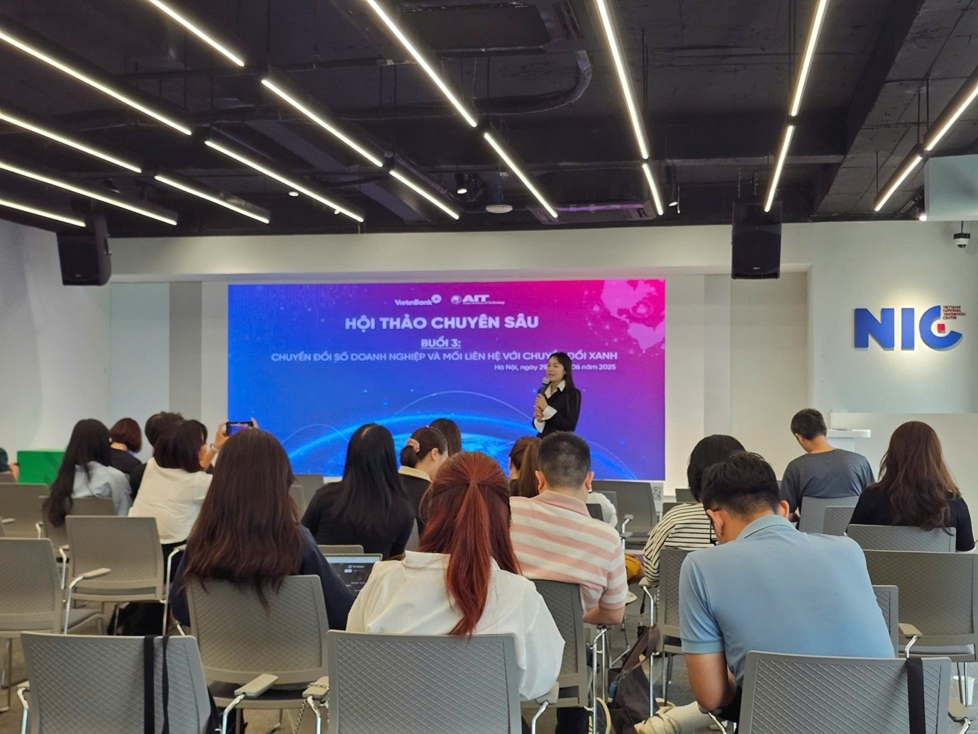 Giải pháp phát triển bền vững toàn diện cho doanh nghiệp trong kỷ nguyên mới Giải pháp phát triển bền vững toàn diện cho doanh nghiệp trong kỷ nguyên mới