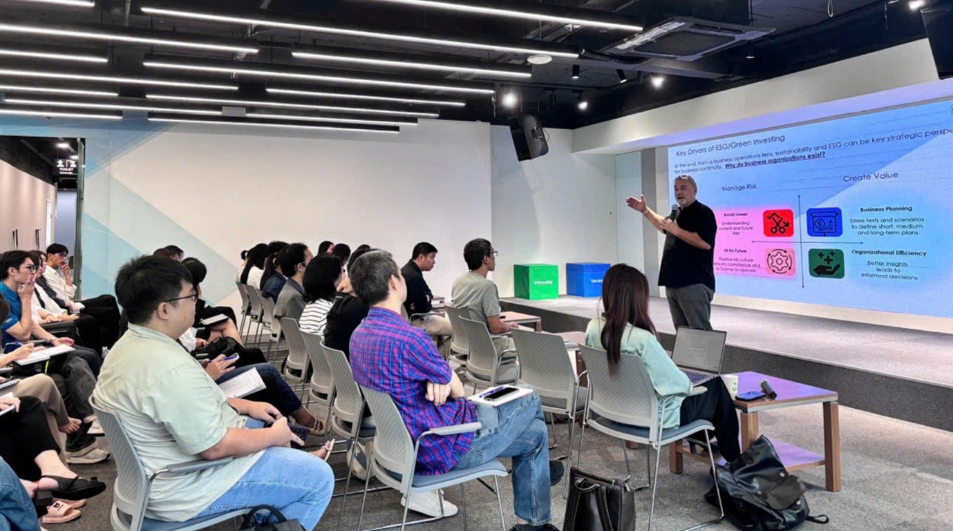 Giải pháp phát triển bền vững toàn diện cho doanh nghiệp trong kỷ nguyên mới Giải pháp phát triển bền vững toàn diện cho doanh nghiệp trong kỷ nguyên mới