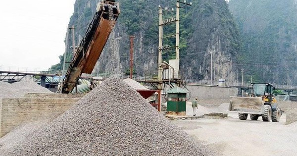 Khuyến khích tận dụng đất, đá thải trong khai thác, chế biến khoáng sản để sản xuất vật liệu xây dựng Khuyến khích tận dụng đất, đá thải trong khai thác, chế biến khoáng sản để sản xuất vật liệu xây dựng