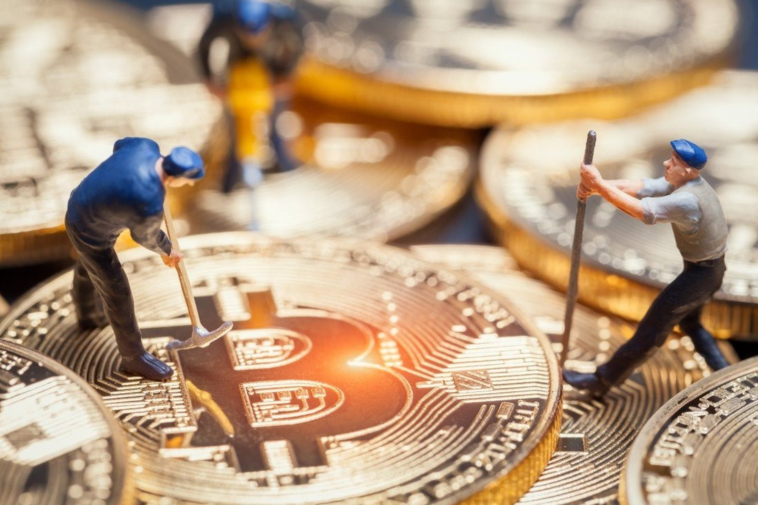 Bitcoin mất sức hút, hơn 4 tỷ USD rời các quỹ ETF trong một tháng