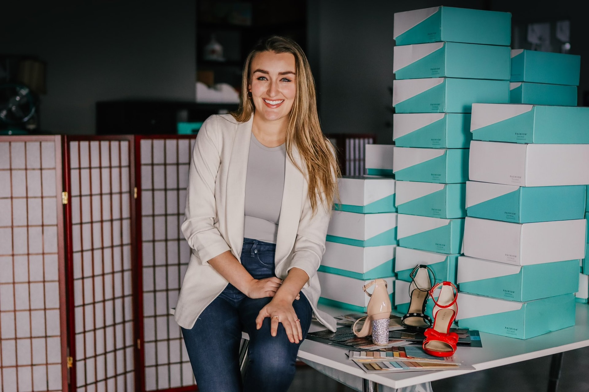 Bất chấp thuế quan, Mỹ vẫn phải gia công ở Trung Quốc Bất chấp thuế quan, Mỹ vẫn phải gia công ở Trung Quốc