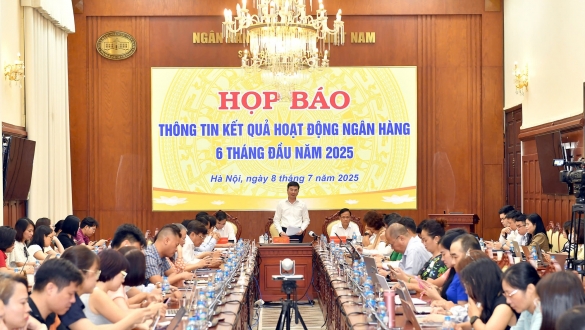 Tín dụng, đầu tư công, pháp lý: Các động lực để ngân hàng kỳ vọng bứt tốc