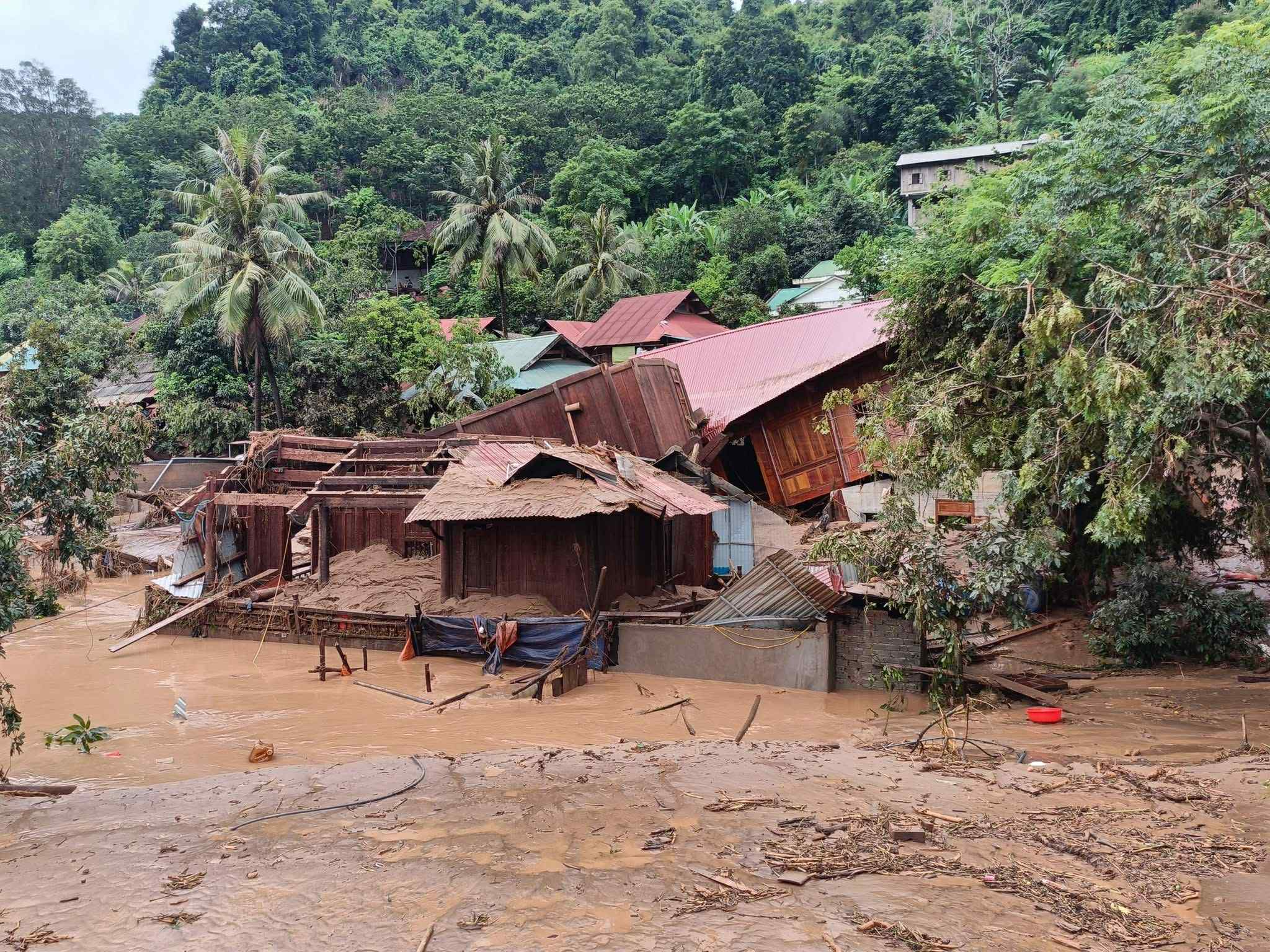 NHNN yêu cầu hỗ trợ giảm lãi vay cho người dân bị ảnh hưởng bởi bão số 3 NHNN yêu cầu hỗ trợ giảm lãi vay cho người dân bị ảnh hưởng bởi bão số 3