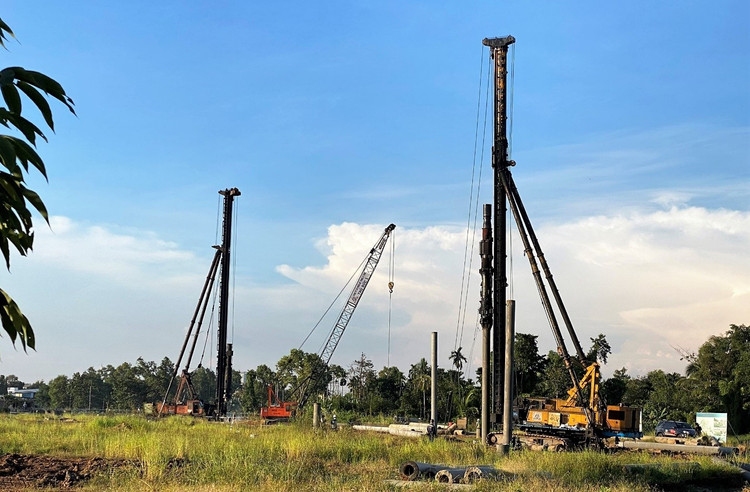 Sáp nhập hành chính: Chu kỳ mới của thị trường M&A bất động sản Vùng ven Hà Nội và TP.HCM cũng ghi nhận làn sóng khảo sát, chuyển nhượng dự án gia tăng nhanh chóng. Ảnh: Bảo Tín