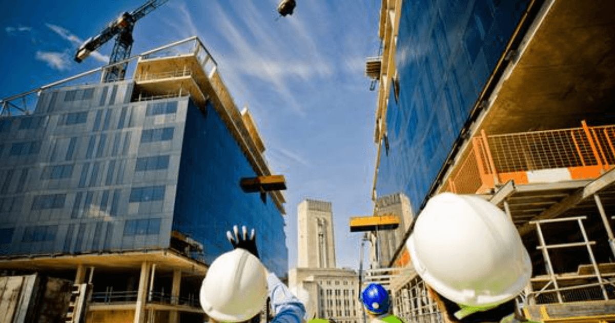 Doanh nghiệp xây dựng đối mặt áp lực kép