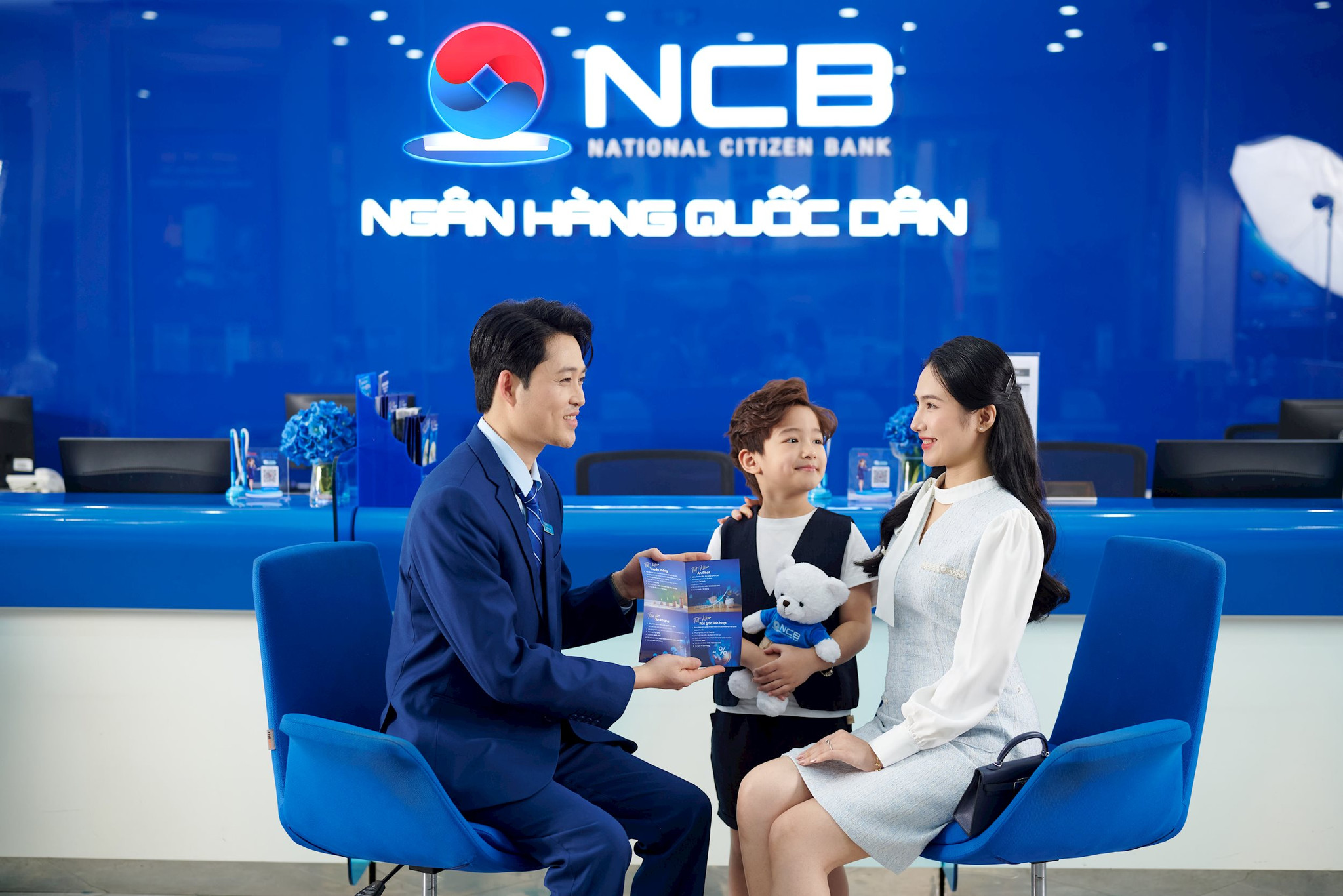 Ngày 31/7/2025, NHNN đã ban hành Quyết định số 1807/QĐ-QLGS5 về việc sửa đổi nội dung về địa điểm đặt trụ sở chính tại Giấy phép thành lập và hoạt động của NCB
