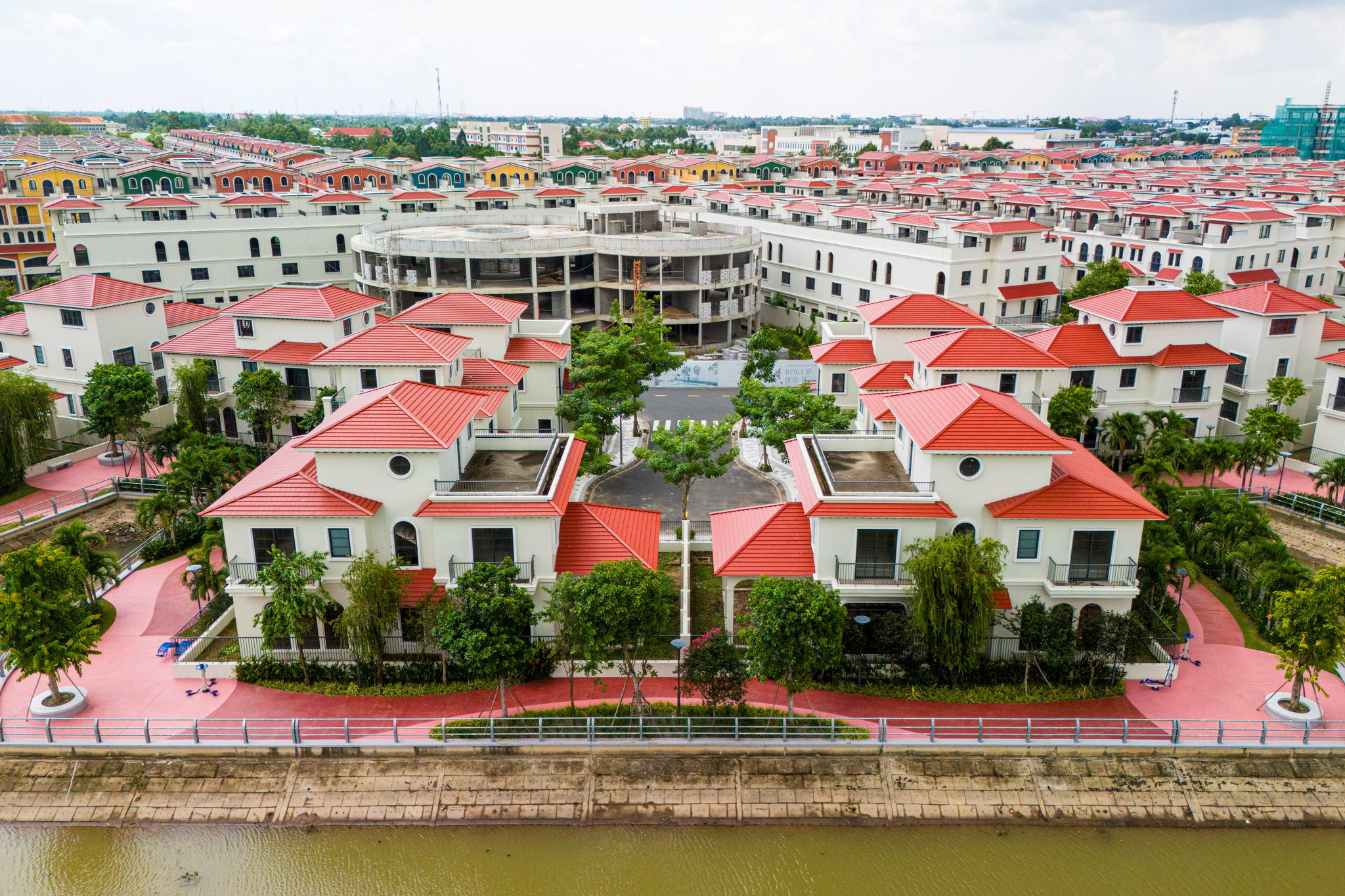 VIRES: Điều gì sẽ quyết định giá trị bất động sản Vĩnh Long trong chu kỳ phát triển mới? VIRES: Điều gì sẽ quyết định giá trị bất động sản Vĩnh Long trong chu kỳ phát triển mới?