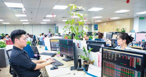 Đón đầu cổ phiếu bất động sản