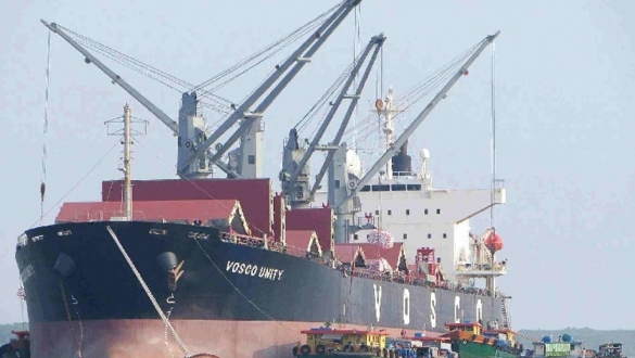 VOS chật vật giảm lỗ