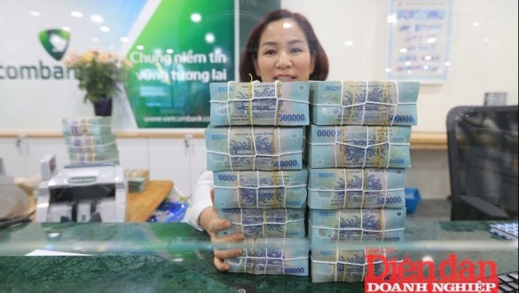 Thanh khoản ngân hàng và bình ổn lãi suất đầu vào để giảm lãi suất cho vay