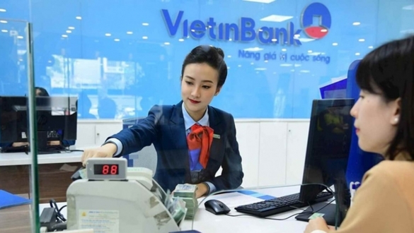 Dòng tiền khối ngoại quay lại "gom" cổ phiếu ngân hàng Big 3