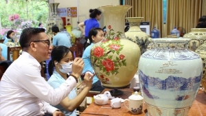 Định vị thương hiệu du lịch qua những món quà lưu niệm