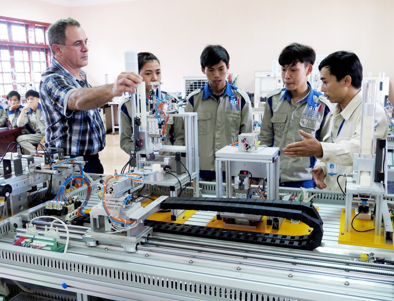 Tiếp cận chủ động, điều hướng dòng vốn FDI Tiếp cận chủ động, điều hướng dòng vốn FDI