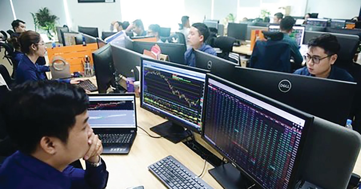 Nhóm ngành, lĩnh vực nào còn cơ hội hút dòng tiền? Nhóm ngành, lĩnh vực nào còn cơ hội hút dòng tiền?