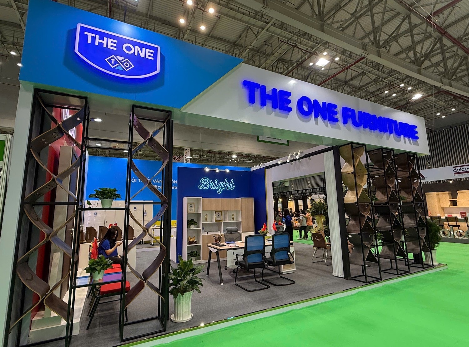 Từ triển lãm đến thị trường quốc tế: Hành trình của thương hiệu nội thất Việt Từ triển lãm đến thị trường quốc tế: Hành trình của thương hiệu nội thất Việt