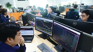 Nhóm ngành, lĩnh vực nào còn cơ hội hút dòng tiền?