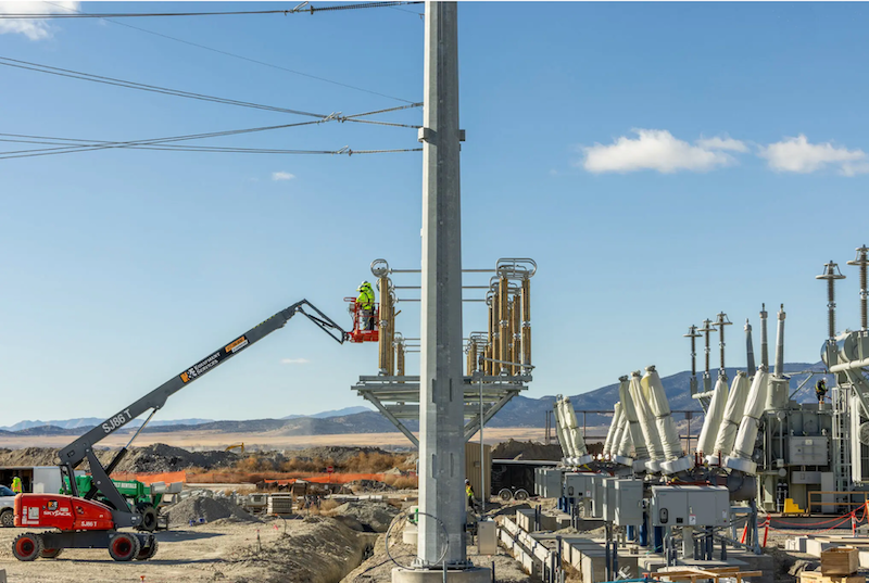 "Cơn sốt" đầu tư vào AI đang thúc đẩy kinh tế toàn cầu