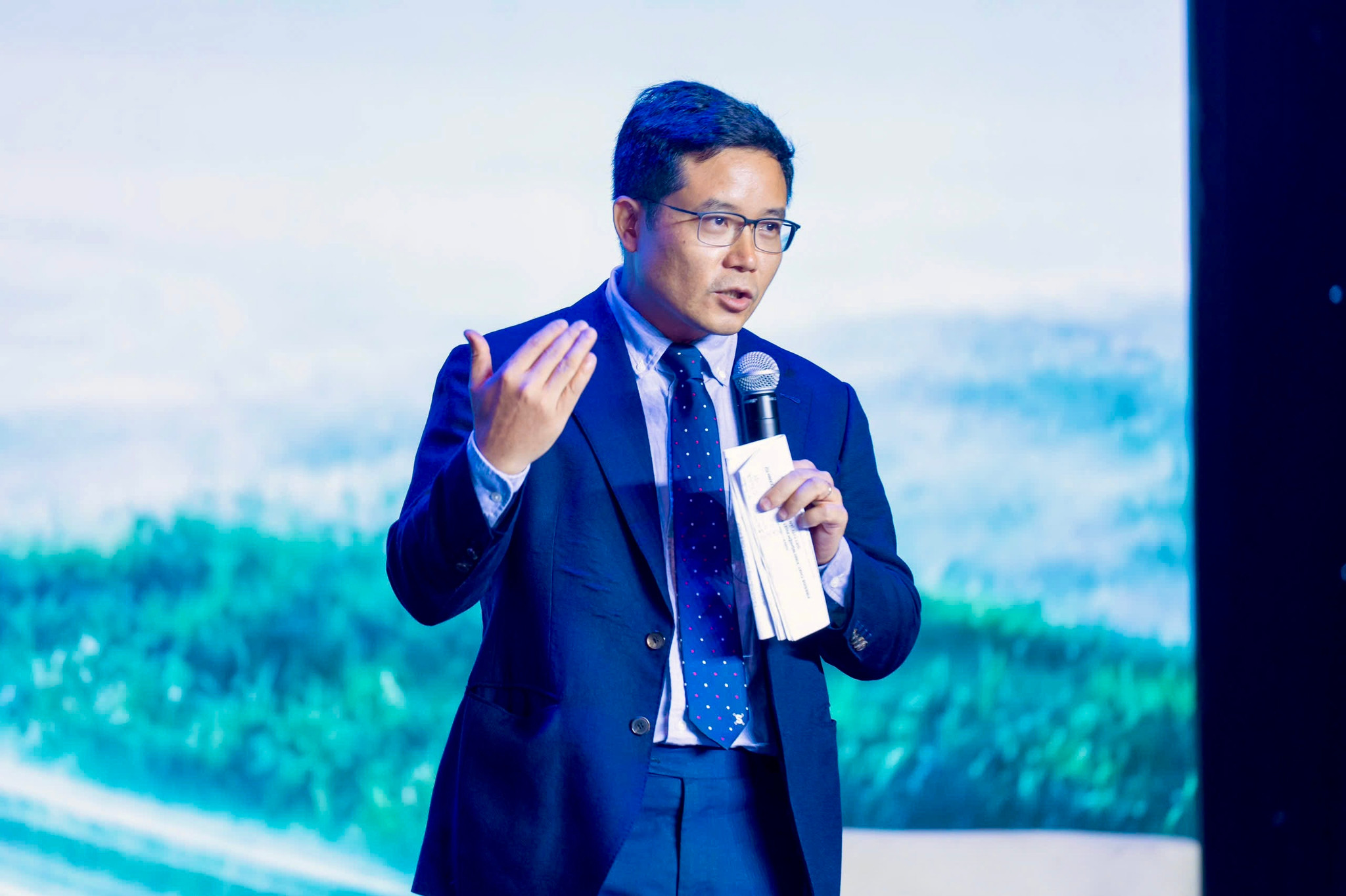 Lãi suất trong huy động vốn xanh hay tài trợ cho các dự án Lãi suất trong huy động vốn xanh hay tài trợ cho các dự án