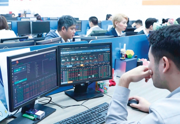 Chứng khoán tháng 8 sẽ giữ đà tăng?