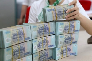 Tiền gửi dân cư vượt 11 triệu tỷ đồng, lãi suất huy động tiếp tục chịu sức ép