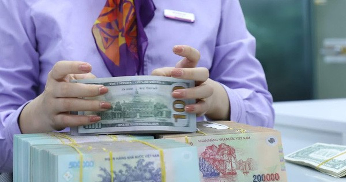 Lãi suất liên ngân hàng tiếp tục giảm - Tín hiệu đảo chiều