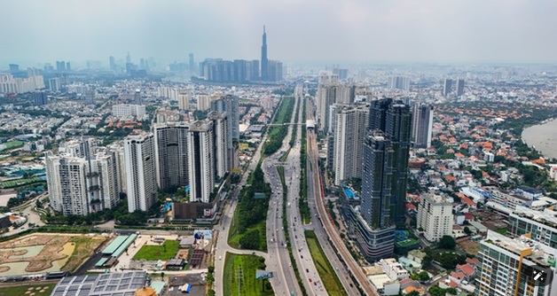Trái phiếu BĐS tiếp tục "căng như dây đàn": Lãi suất lên tới 13%/năm, hơn 56.000 tỷ đồng chờ đáo hạn Trái phiếu BĐS tiếp tục "căng như dây đàn": Lãi suất lên tới 13%/năm, hơn 56.000 tỷ đồng chờ đáo hạn