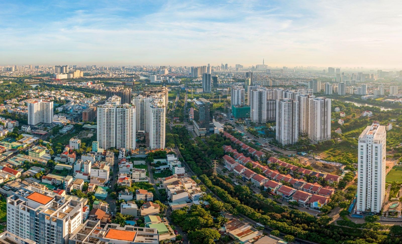 Hàng trăm nghìn tỷ đồng mắc kẹt trong tồn kho địa ốc Hàng trăm nghìn tỷ đồng mắc kẹt trong tồn kho địa ốc