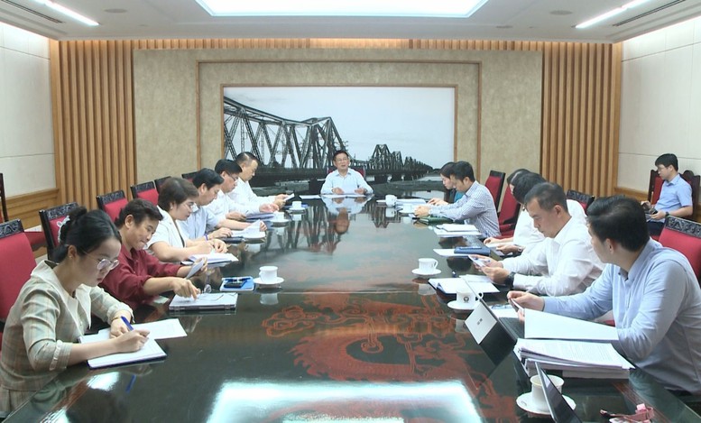 Phó Thủ tướng Hồ Đức Phớc họp về dự thảo Nghị định sửa đổi, bổ sung một số điều của Nghị định số 155/2020/NĐ-CP Phó Thủ tướng Hồ Đức Phớc họp về dự thảo Nghị định sửa đổi, bổ sung một số điều của Nghị định số 155/2020/NĐ-CP