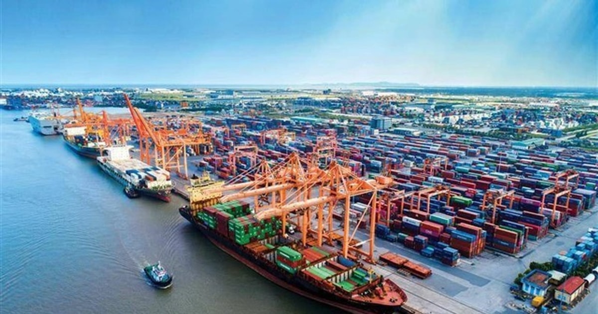 Mạng lưới cảng biển - Lợi thế cạnh tranh cho bất động sản công nghiệp Việt Nam Mạng lưới cảng biển - Lợi thế cạnh tranh cho bất động sản công nghiệp Việt Nam