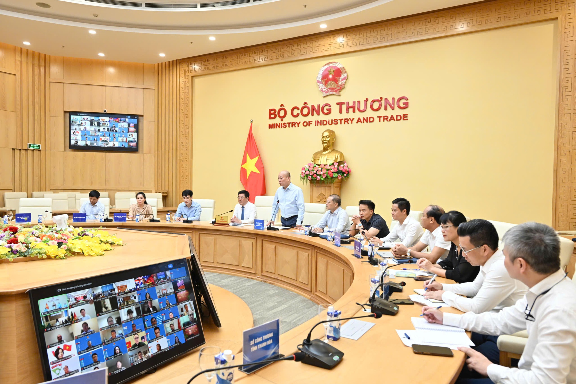 Đa dạng hóa thị trường, sản phẩm: Động lực cho mục tiêu xuất siêu 30 tỷ USD Đa dạng hóa thị trường, sản phẩm: Động lực cho mục tiêu xuất siêu 30 tỷ USD