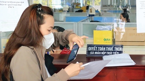 Hạ trần, nâng ngưỡng thu nhập chịu thuế thu nhập cá nhân