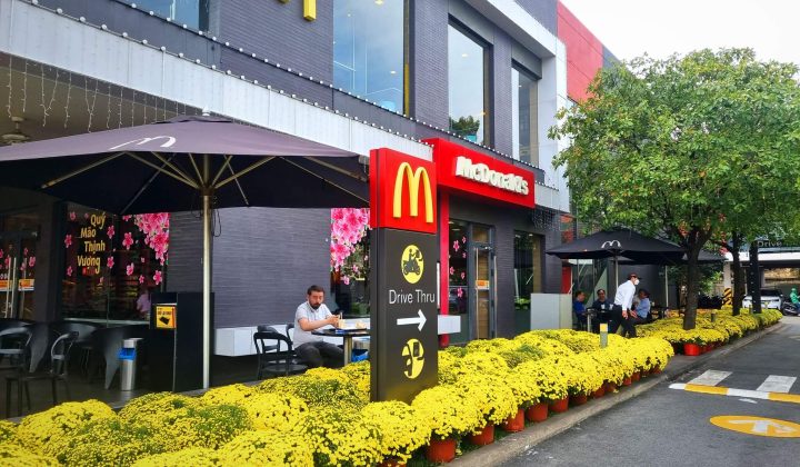 Thương hiệu lớn và cuộc ‘tái chiếm’ mặt bằng đất vàng sau khủng hoảng Thương hiệu lớn và cuộc ‘tái chiếm’ mặt bằng đất vàng sau khủng hoảng