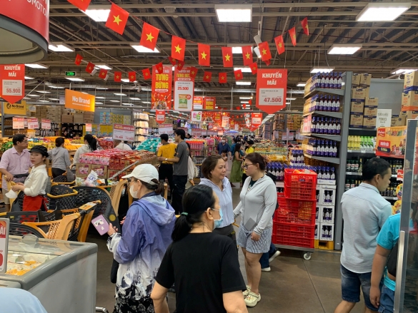 Sức mua tại TP Hồ Chí Minh tiếp tục tăng, bán lẻ giữ đà tăng trưởng