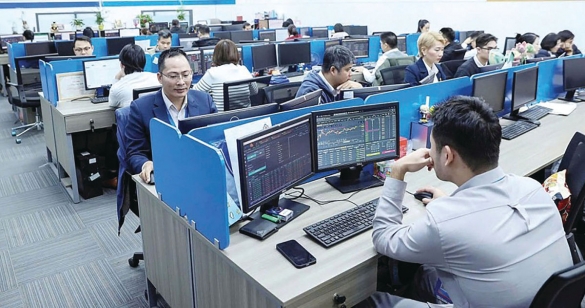 Cổ phiếu của doanh nghiệp đầu ngành có khả năng tạo lợi nhuận cuối năm