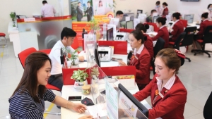 Lan tỏa dòng tiền vào sản xuất