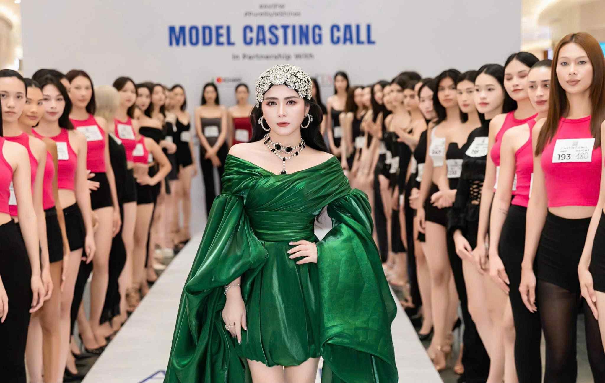 Nhà thiết kế Thanh Hương Bùi tham gia Tuần lễ thời trang Thượng Hải Nhà thiết kế Thanh Hương Bùi tham gia Tuần lễ thời trang Thượng Hải