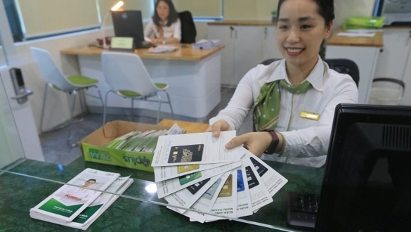 Thanh khoản hệ thống ổn định, lãi suất nhích tăng