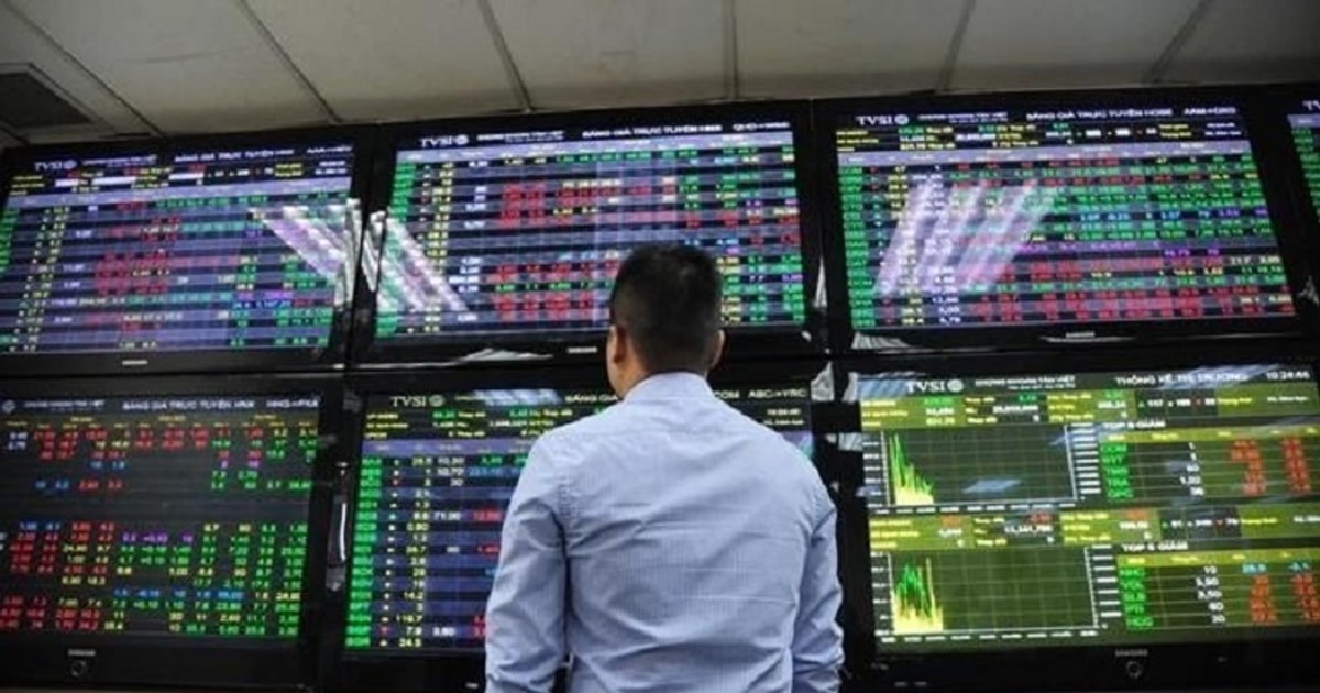 Chứng khoán giảm rồi tăng, VN-Index sẽ kiểm tra vùng 1.700 điểm? Chứng khoán giảm rồi tăng, VN-Index sẽ kiểm tra vùng 1.700 điểm?