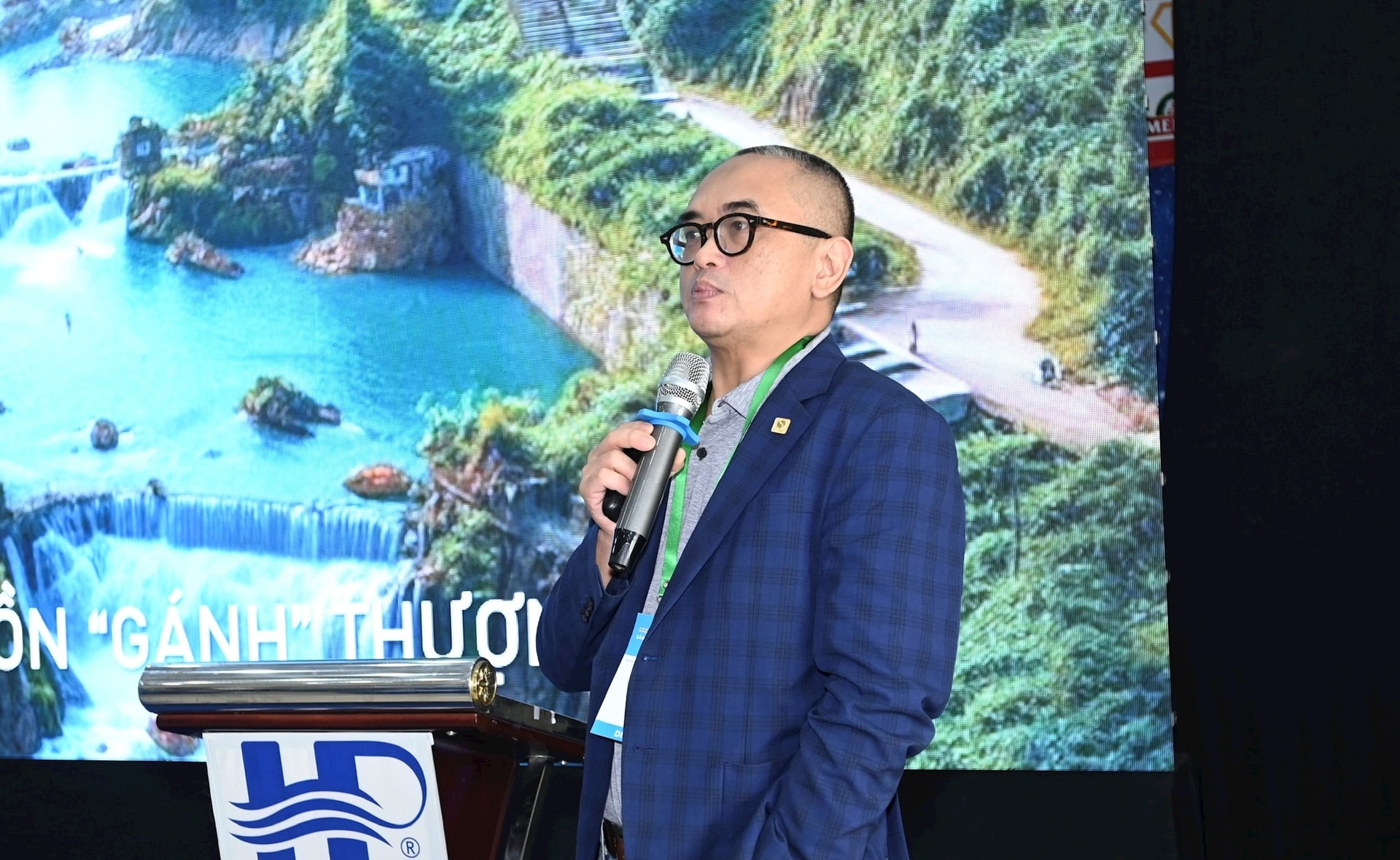 Chuyển đổi kép: Động lực phát triển công nghiệp hiện đại Chuyển đổi kép: Động lực phát triển công nghiệp hiện đại