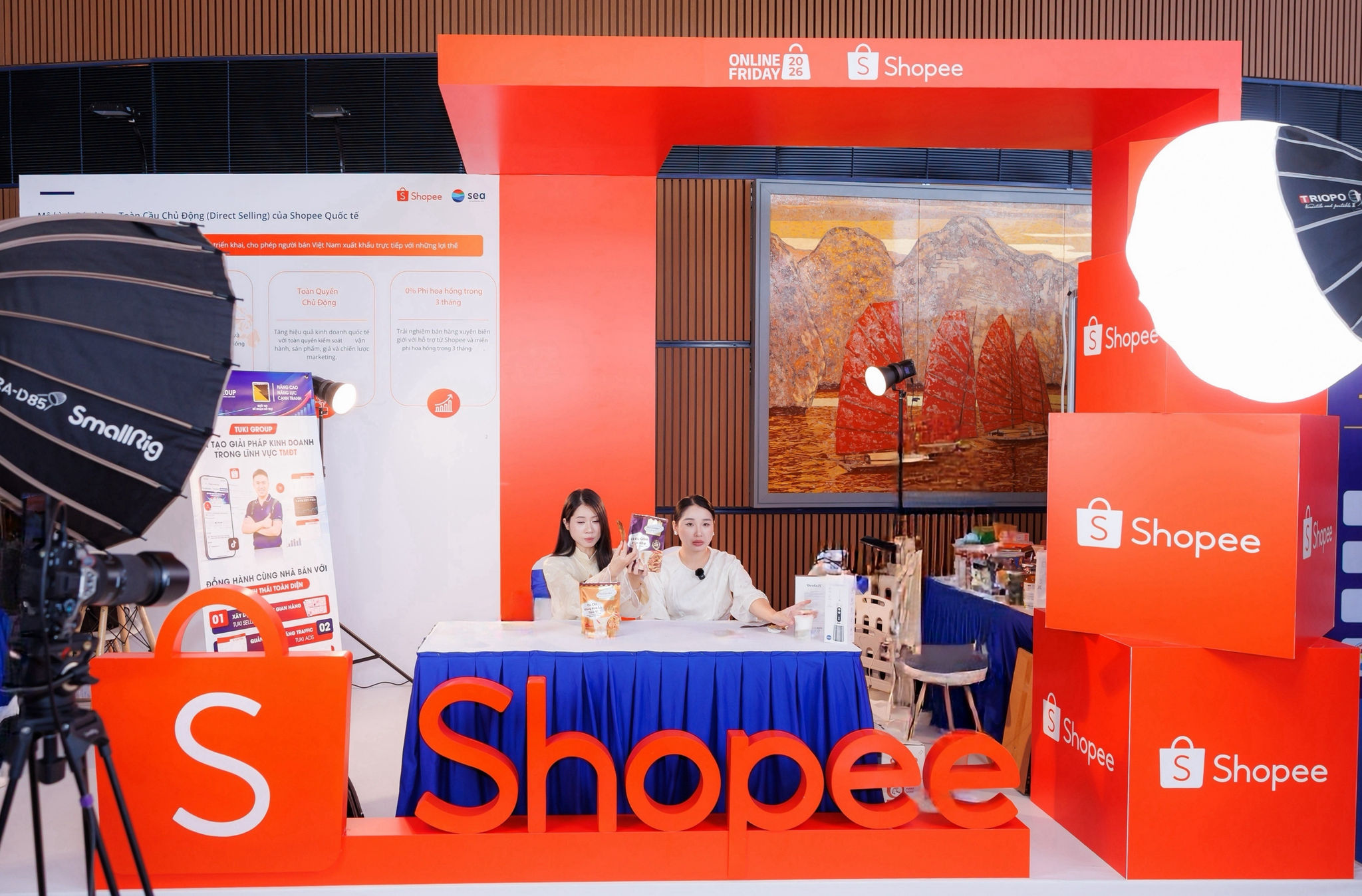 Shopee đồng hành cùng doanh nghiệp địa phương đưa sản phẩm OCOP lên thị trường số Shopee đồng hành cùng doanh nghiệp địa phương đưa sản phẩm OCOP lên thị trường số