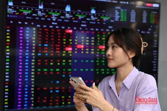 Chứng khoán: Mặt bằng định giá đã phản ánh phần lớn áp lực từ lãi suất