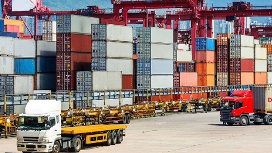 10 tháng, cán cân thương mại hàng hóa xuất siêu 19,56 tỷ USD