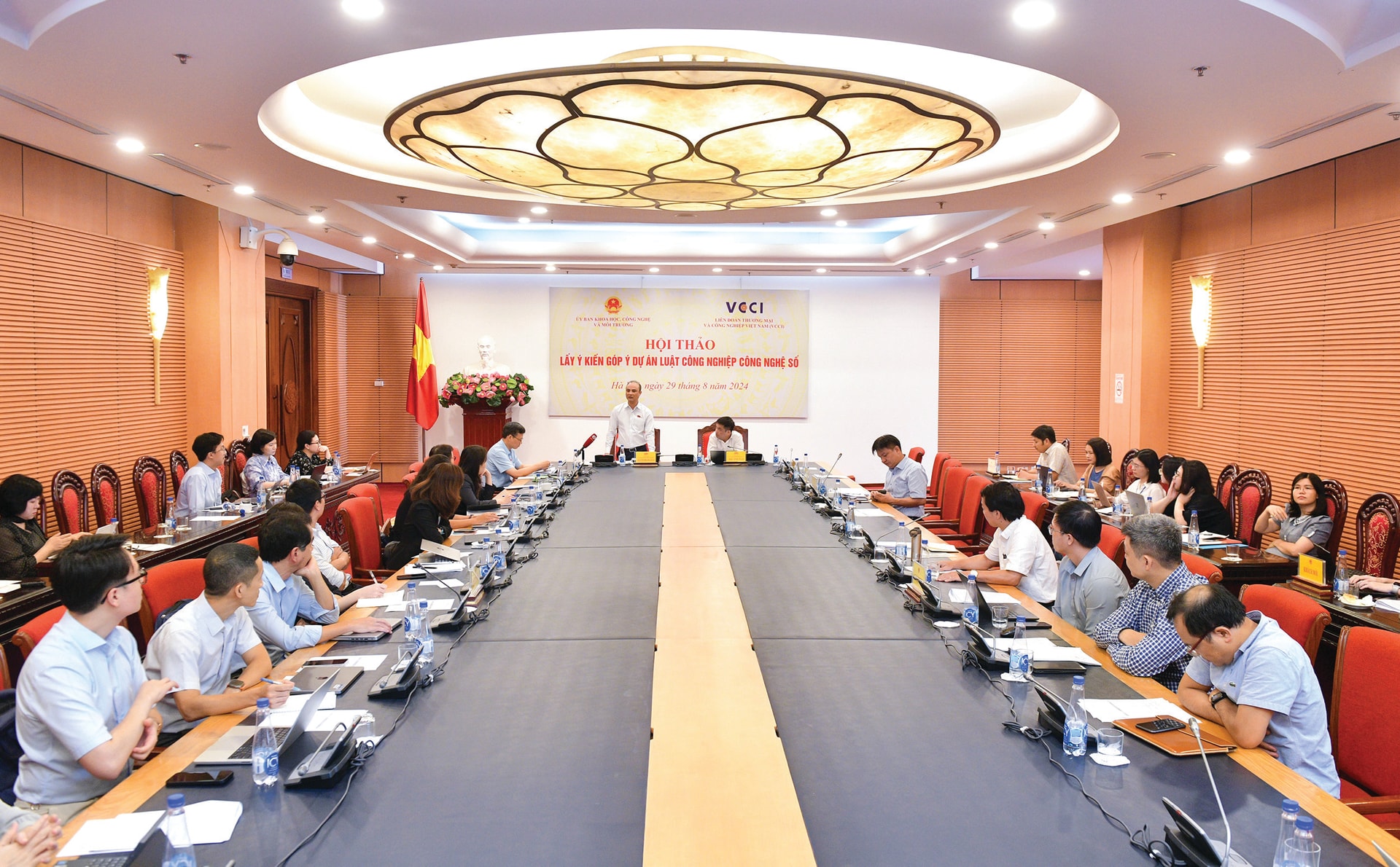 Cấp bách hành lang pháp lý cho tiền số