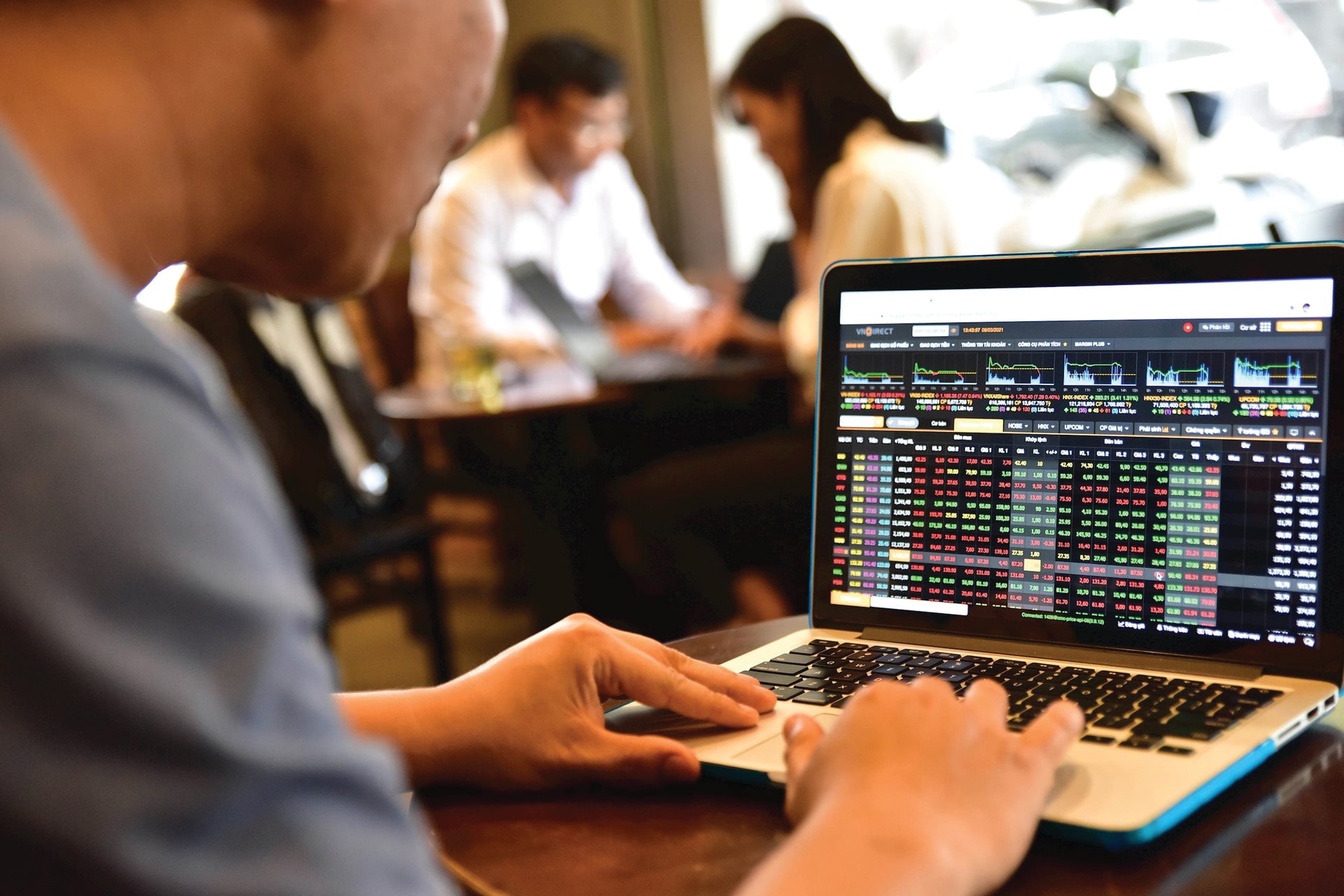 Săn nhóm ngành trọng điểm Săn nhóm ngành trọng điểm