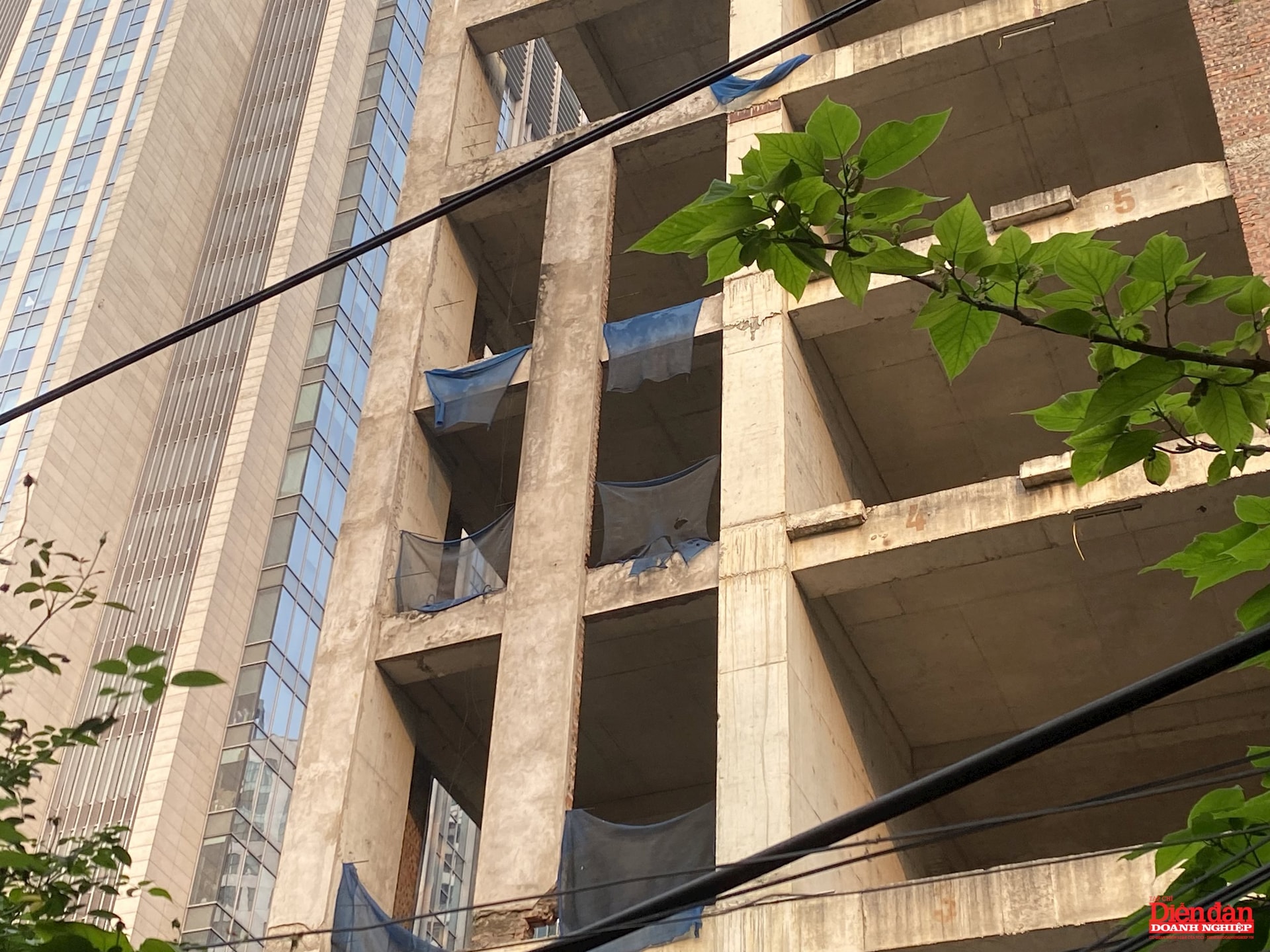 Vì sao đầu tư "lướt sóng" bất động sản phổ biến tại Việt Nam?