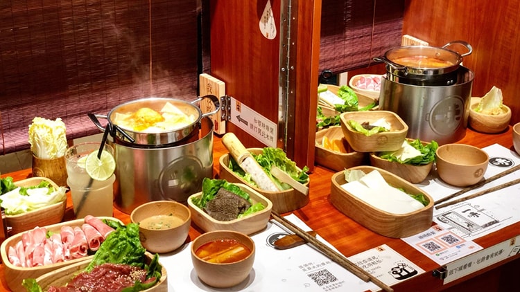 Các thương hiệu nhà hàng Trung Quốc “xuất khẩu cuộc chiến giá rẻ” sang Đông Nam Á