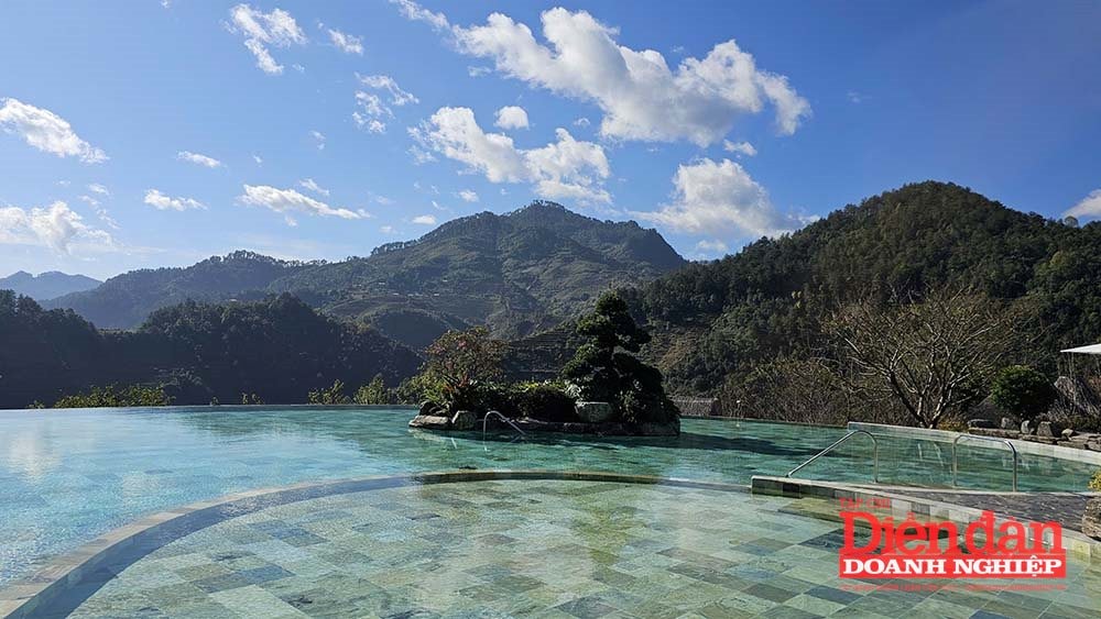 Mù Cang Chải - sáng lên ngày mới Mù Cang Chải - sáng lên ngày mới