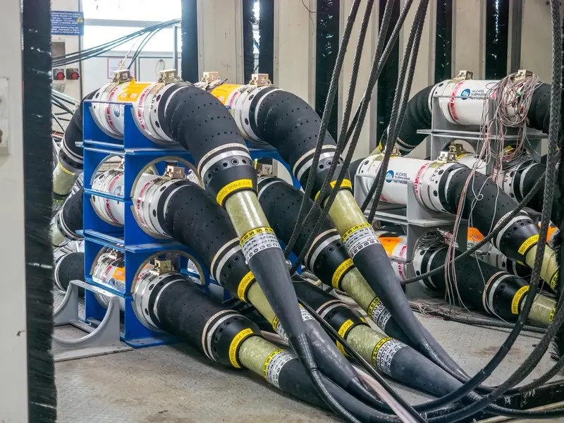 đứt cáp quang ảnh 1 dut cap quang anh 1