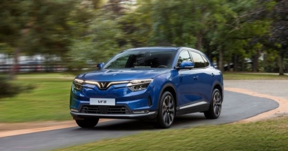 VinFast triệu hồi gần 2.800 xe VF8